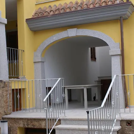 Casa Mariolu 2 Bilocale Lägenhet *