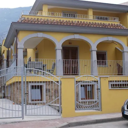 Lägenhet Casa Mariolu 2 Bilocale *