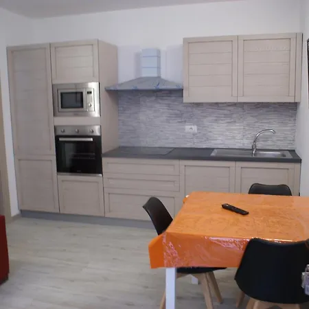 Casa Mariolu 2 Bilocale Apartment *